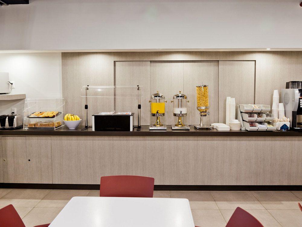 City Express Junior By Marriott Aguascalientes Centro Bagian luar foto