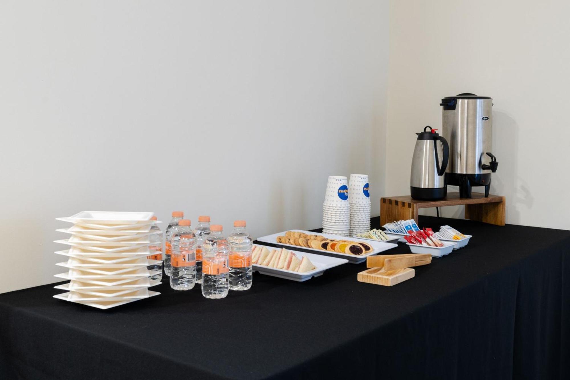 City Express Junior By Marriott Aguascalientes Centro Bagian luar foto